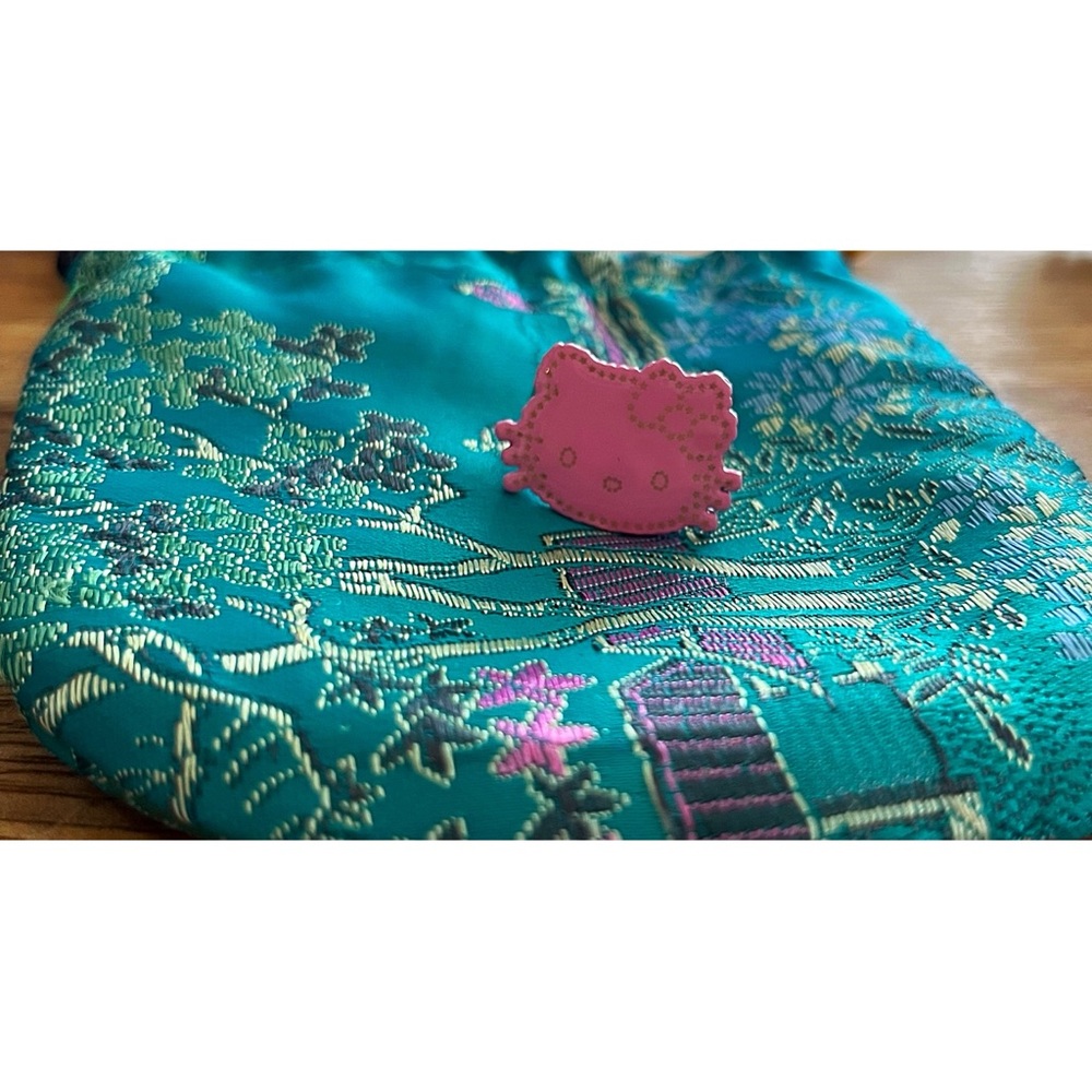Hello Kitty Ring - image 1